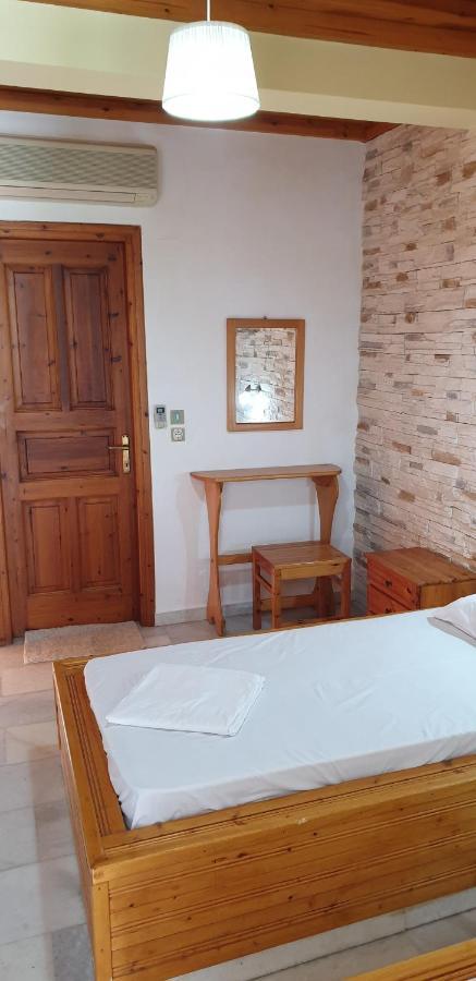 Evi Studios & Apartments Naxos City Экстерьер фото